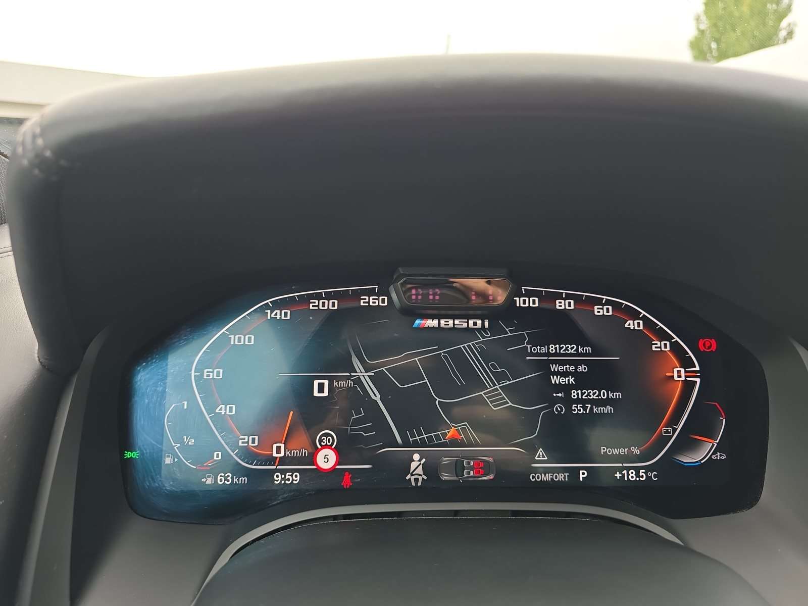 Fahrzeugbild eines BMW 8er-Reihe