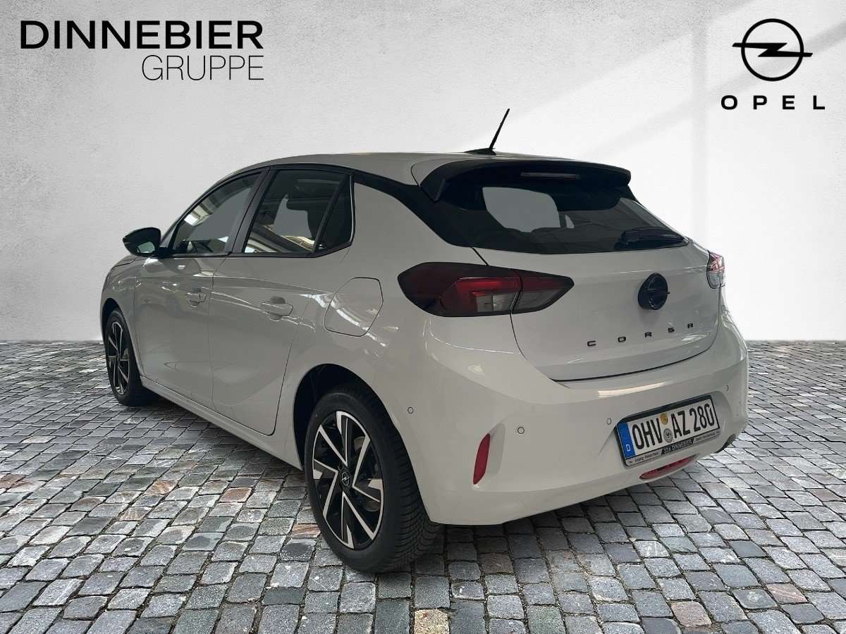 Fahrzeugbild eines Opel Corsa