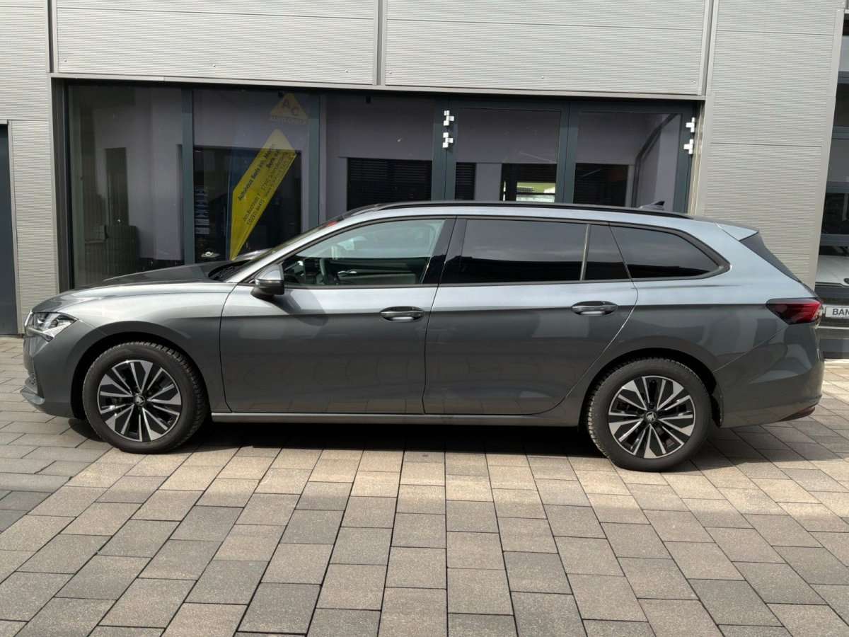 Fahrzeugbild eines Skoda Superb