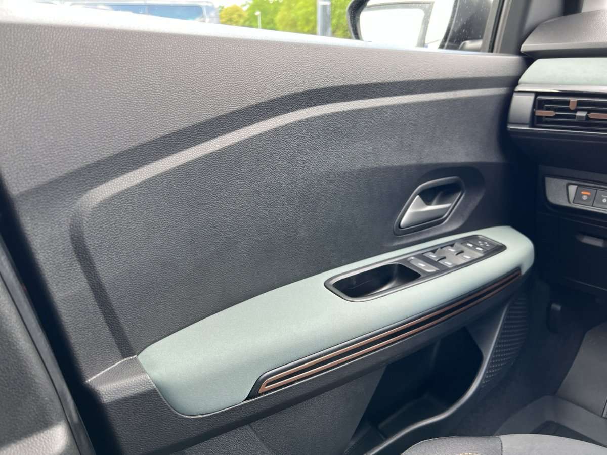 Fahrzeugbild eines Dacia Jogger