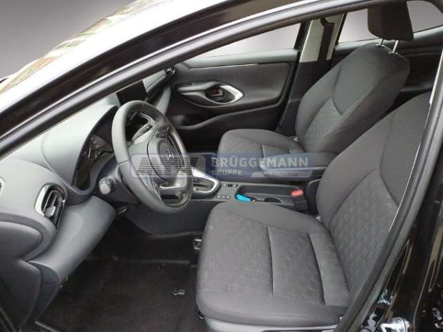 Fahrzeugbild eines Mazda Mazda2 Hybrid