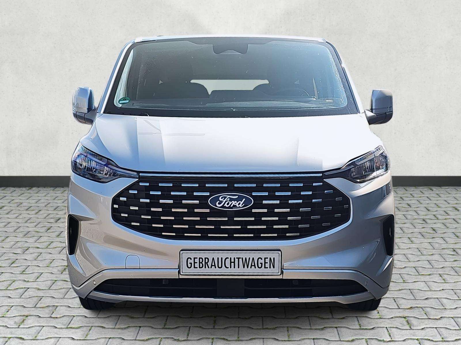 Fahrzeugbild eines Ford Tourneo Custom