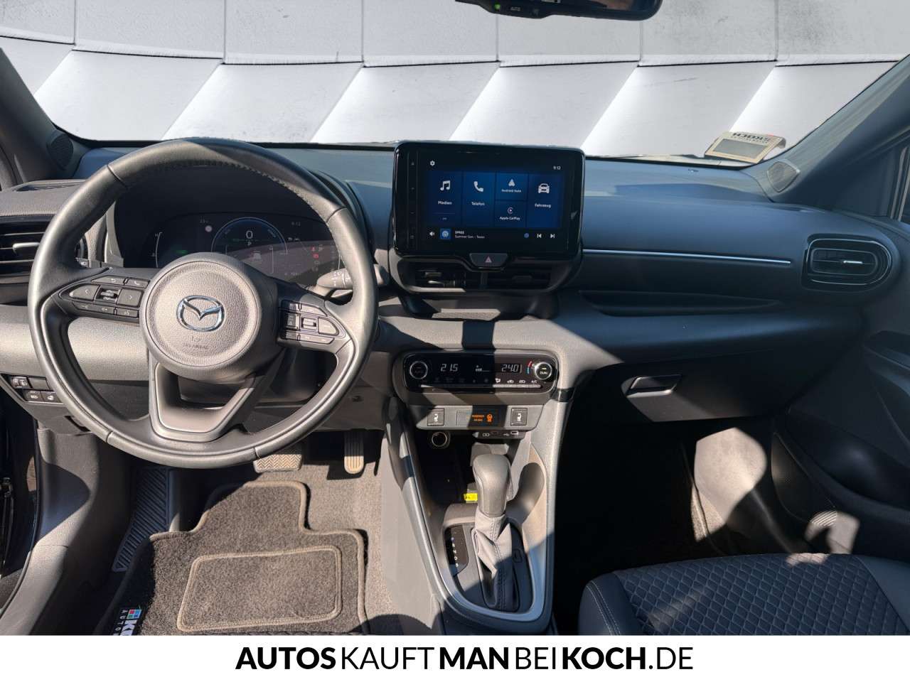 Fahrzeugbild eines Mazda Mazda2 Hybrid