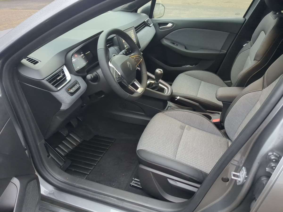 Fahrzeugbild eines Renault Clio