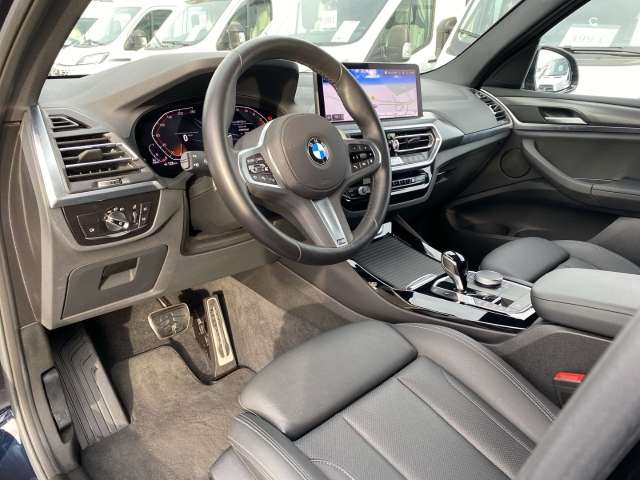 Fahrzeugbild eines BMW X3