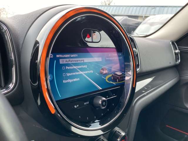 Fahrzeugbild eines MINI Countryman