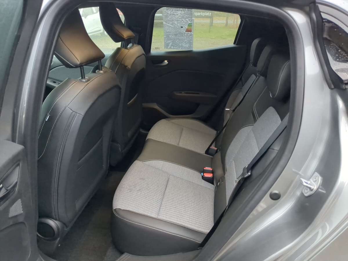 Fahrzeugbild eines Renault Clio