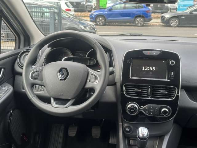 Fahrzeugbild eines Renault Clio