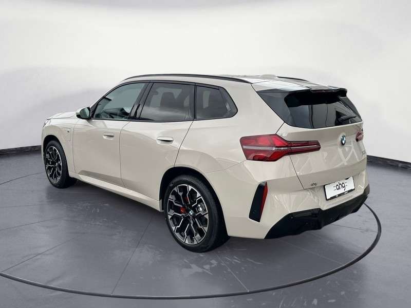 Fahrzeugbild eines BMW X3