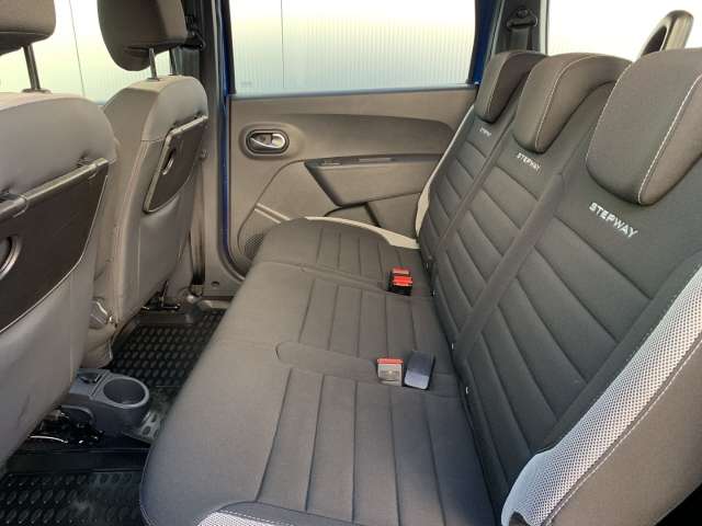 Fahrzeugbild eines Dacia Lodgy