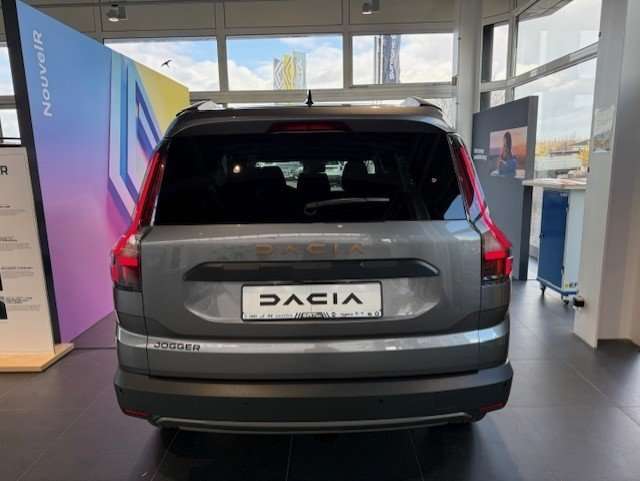 Fahrzeugbild eines Dacia Jogger