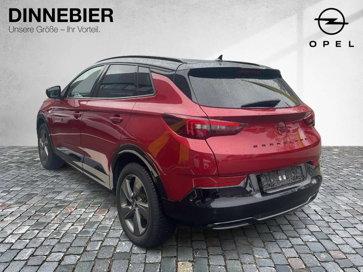 Fahrzeugbild eines Opel Grandland X