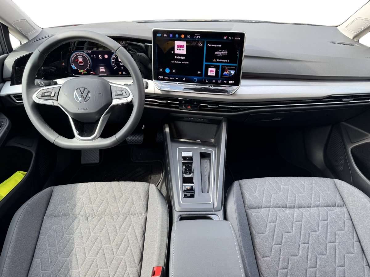 Fahrzeugbild eines Volkswagen Golf