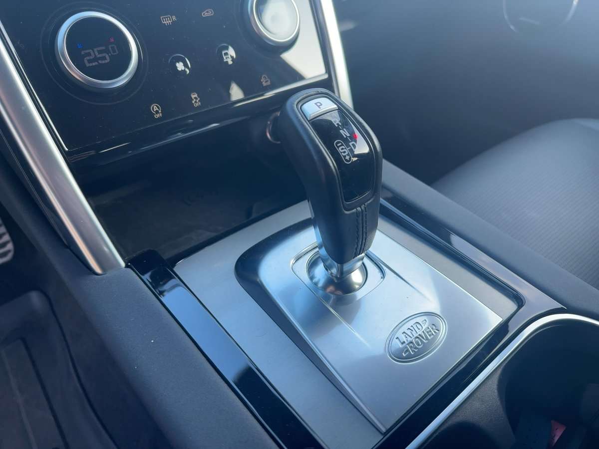 Fahrzeugbild eines Land Rover Discovery Sport