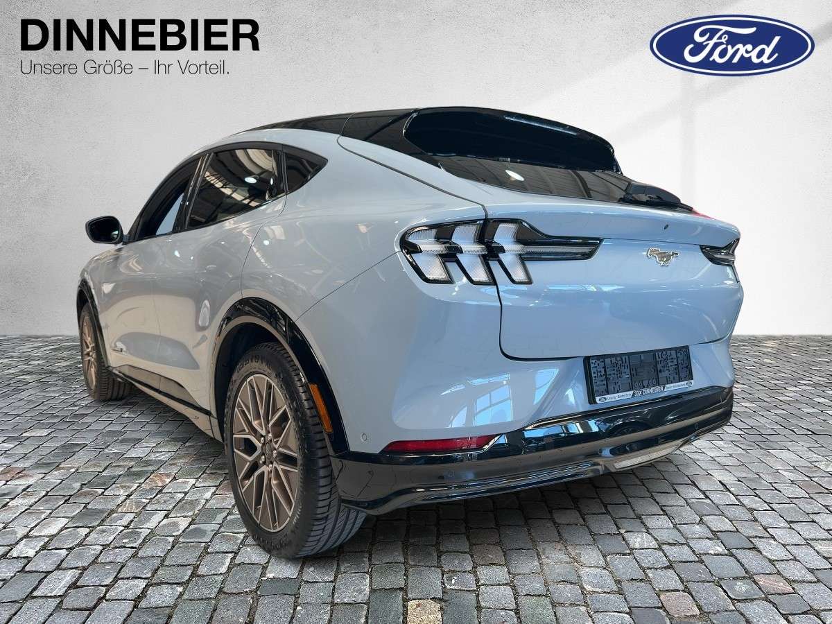 Fahrzeugbild eines Ford Mustang Mach-E