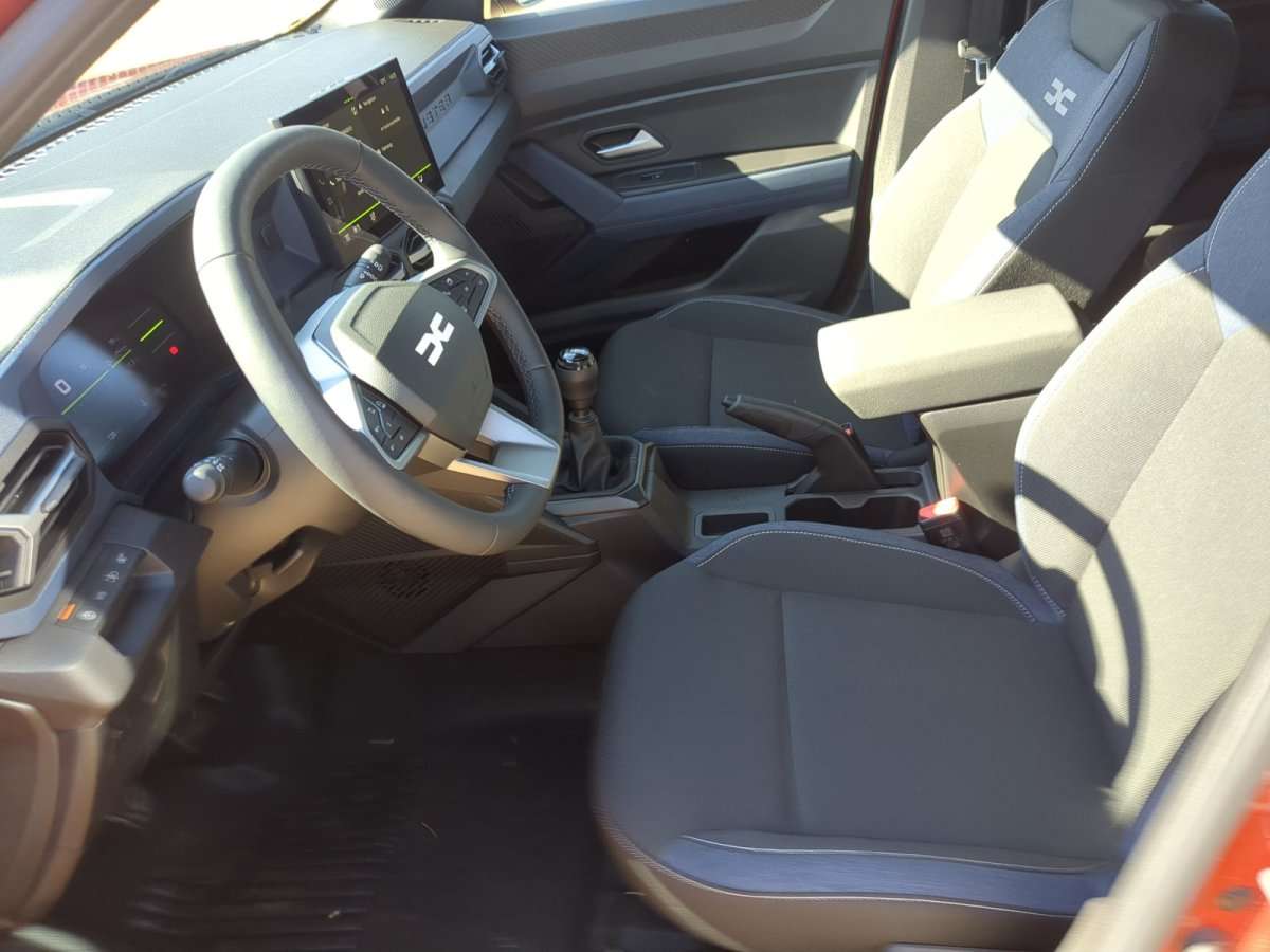 Fahrzeugbild eines Dacia Duster