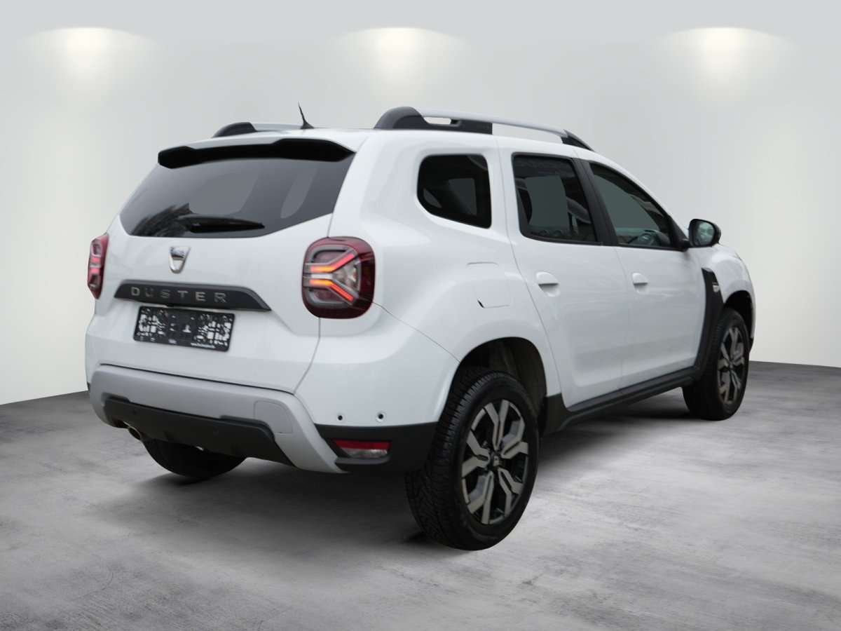 Fahrzeugbild eines Dacia Duster