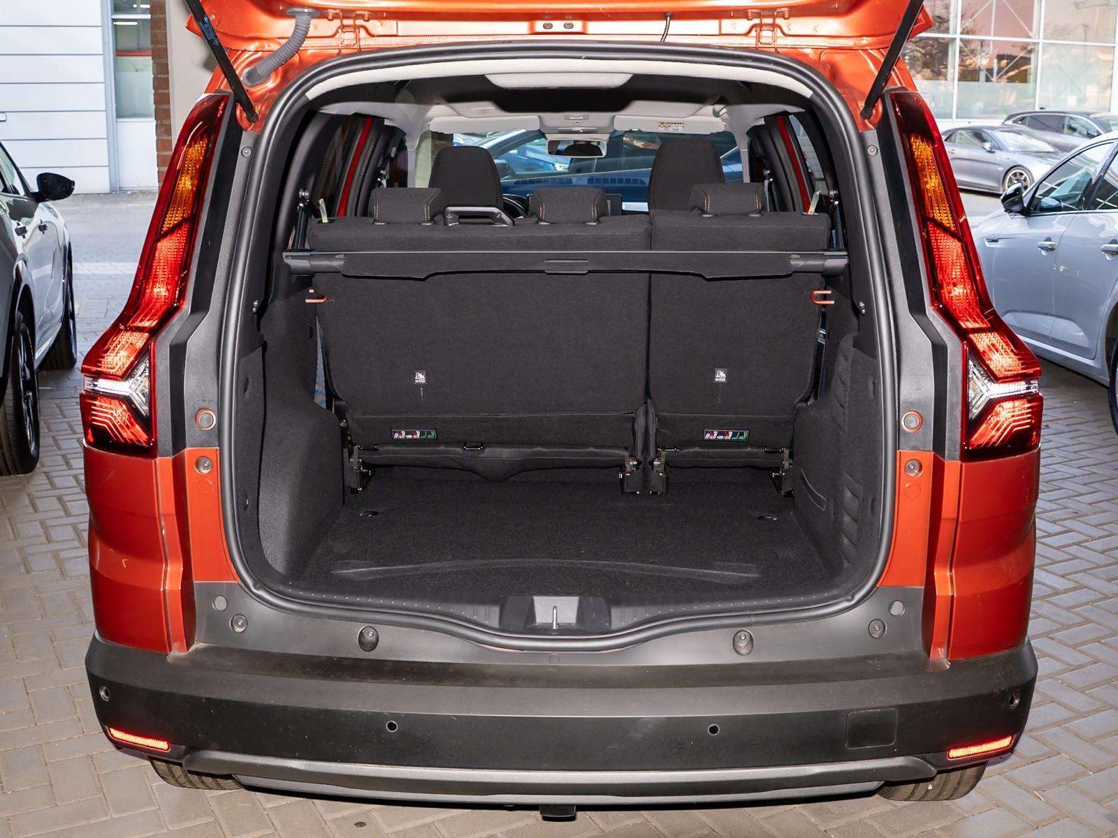 Fahrzeugbild eines Dacia Jogger