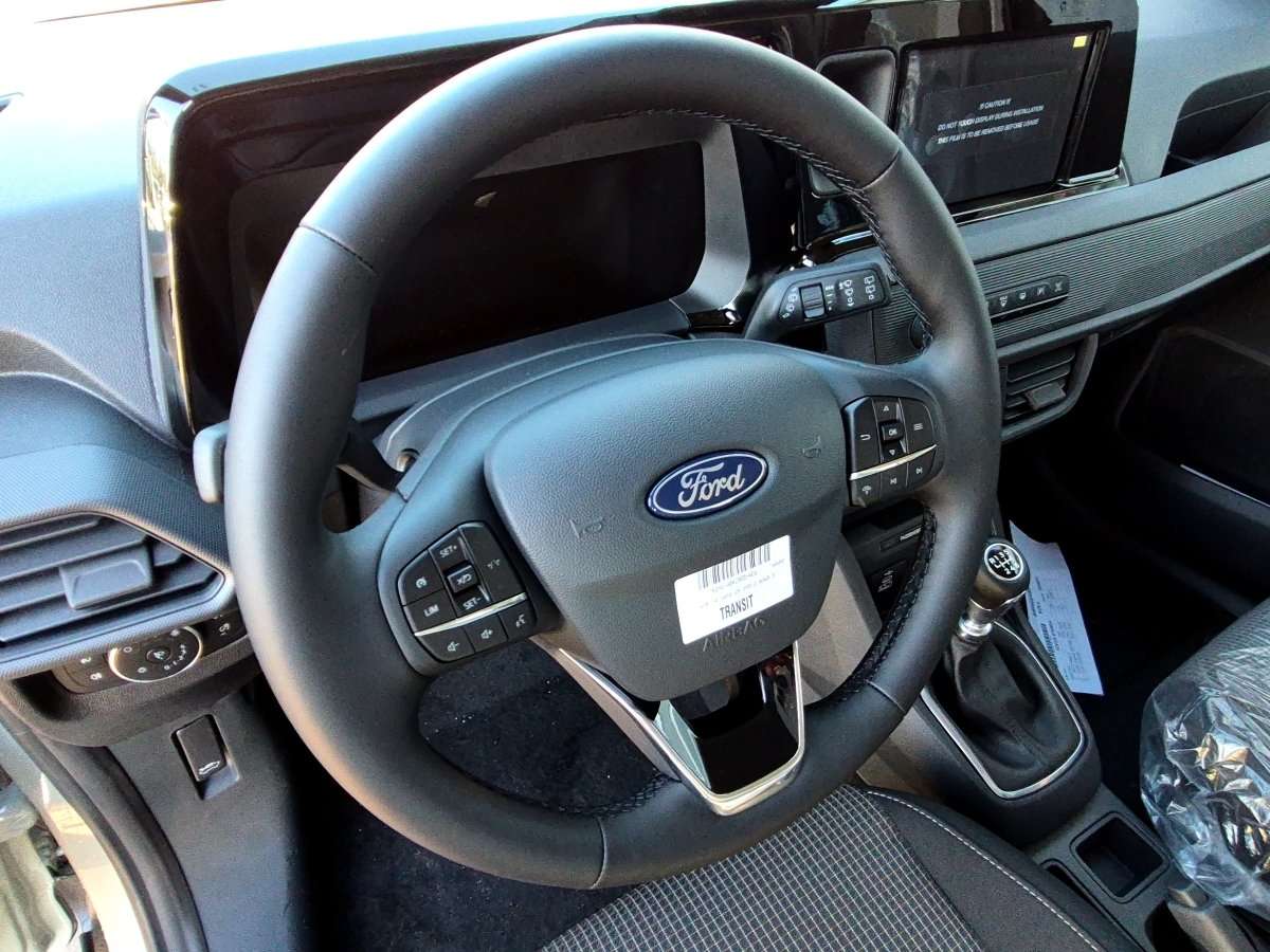 Fahrzeugbild eines Ford Tourneo Courier