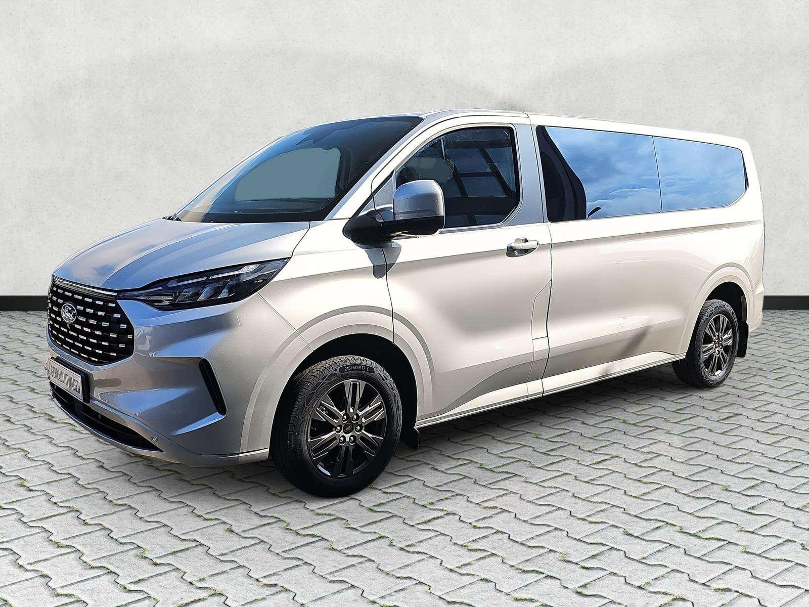Fahrzeugbild eines Ford Tourneo Custom