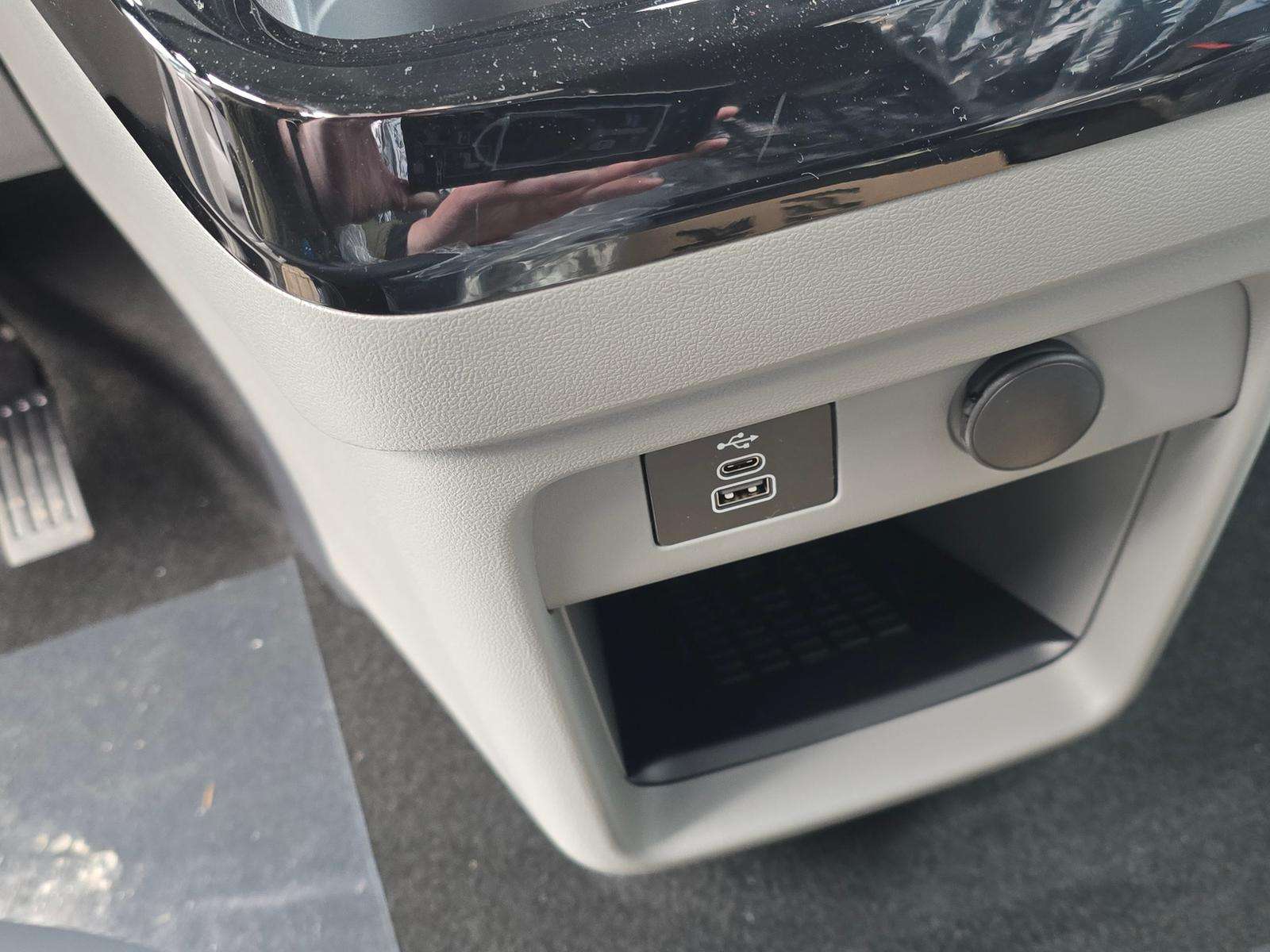 Fahrzeugbild eines Ford Tourneo Custom