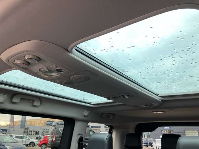 Fahrzeugbild eines Citroën SpaceTourer