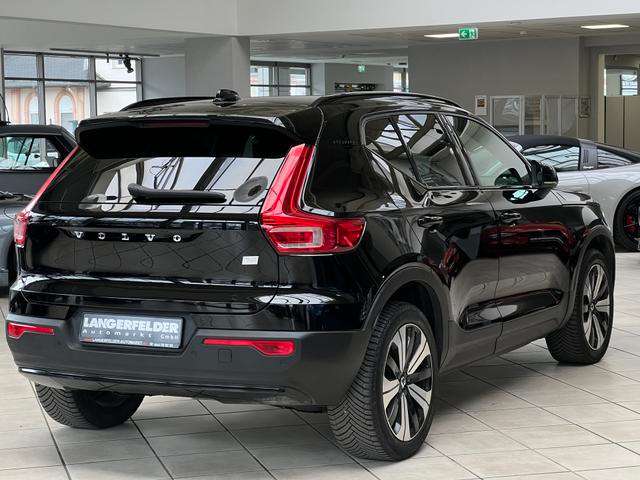 Fahrzeugbild eines Volvo XC40