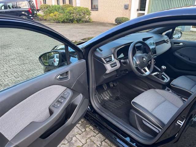 Fahrzeugbild eines Renault Clio
