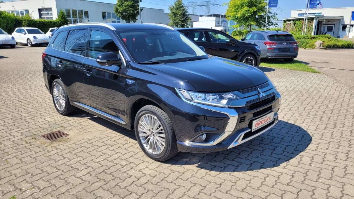 Fahrzeugbild eines Mitsubishi Outlander