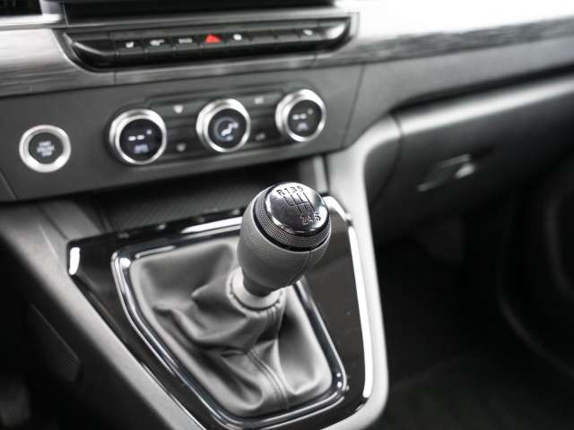 Fahrzeugbild eines Nissan Townstar
