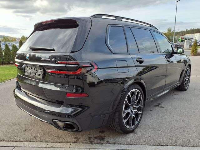 Fahrzeugbild eines BMW X7