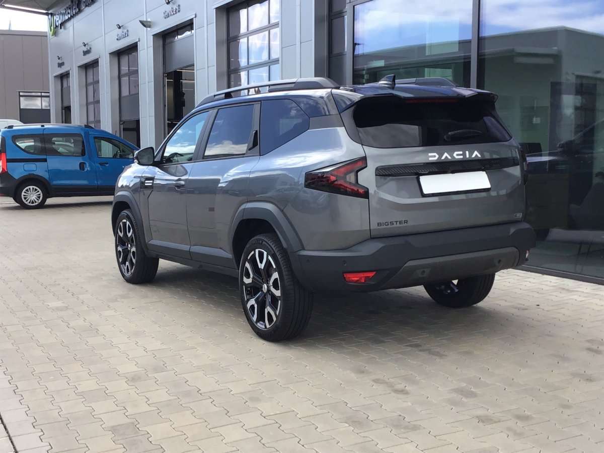 Fahrzeugbild eines Dacia Bigster