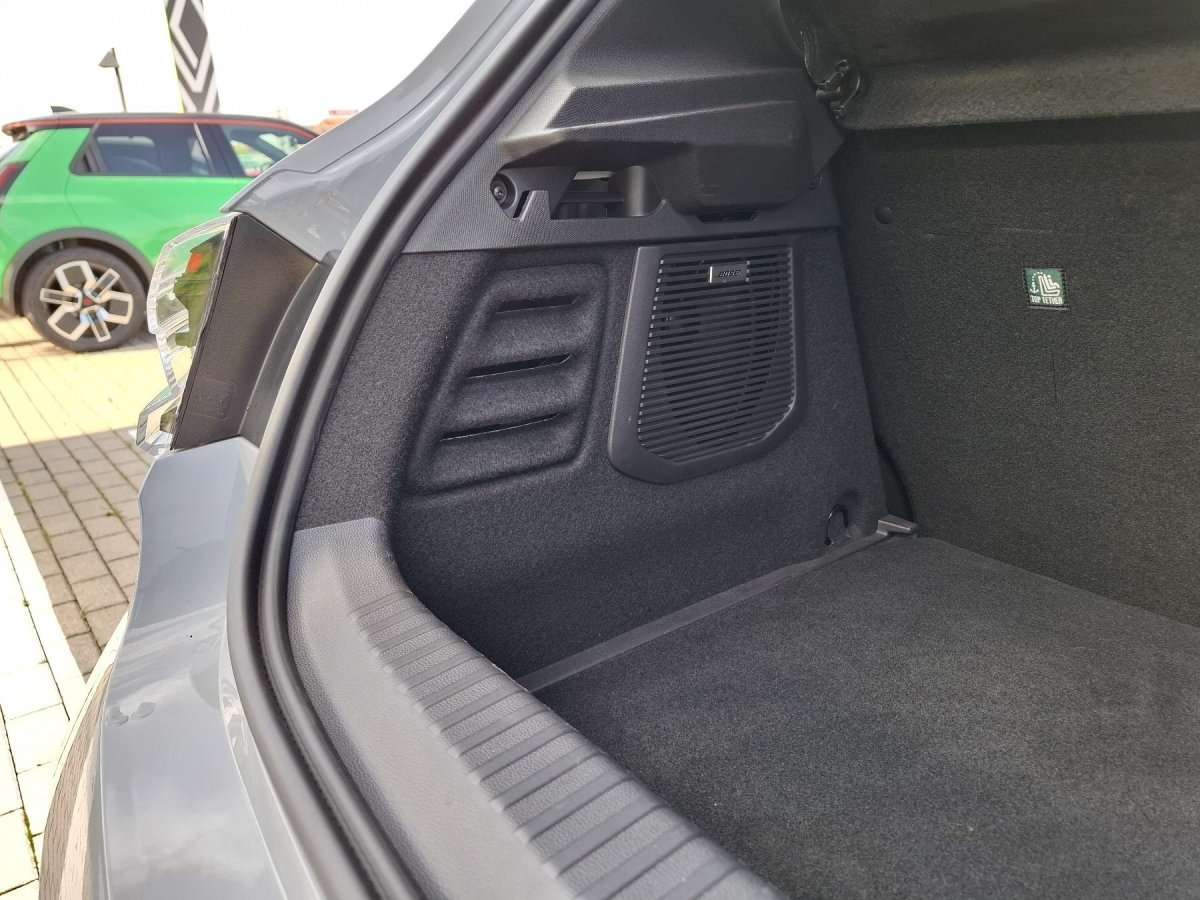 Fahrzeugbild eines Renault Clio