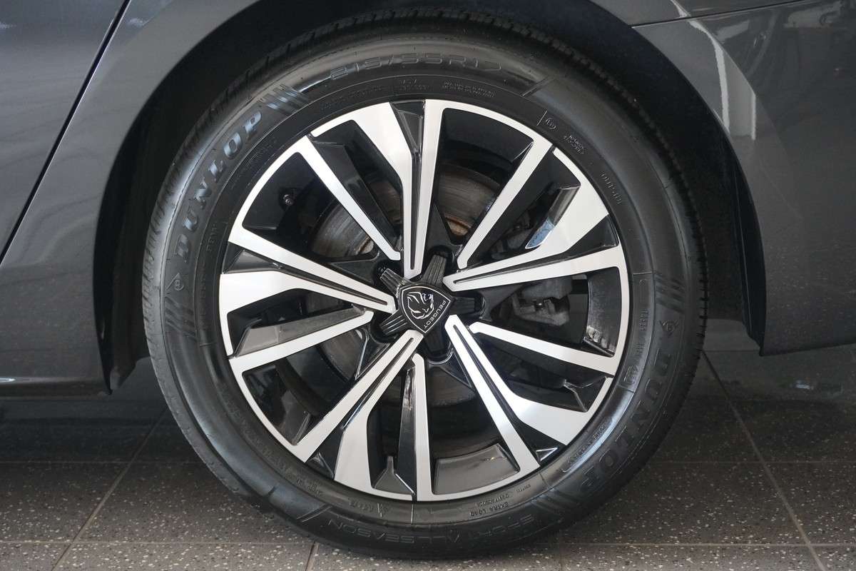Fahrzeugbild eines Peugeot 508