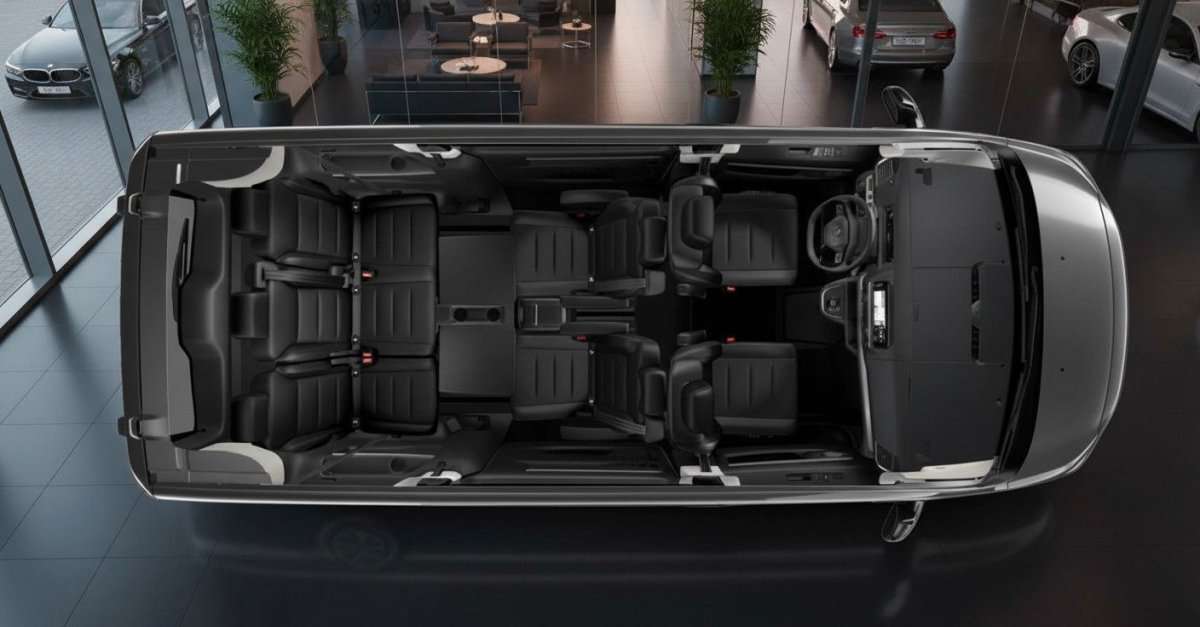 Fahrzeugbild eines Peugeot Traveller