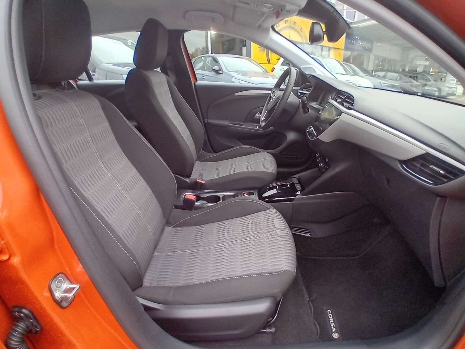 Fahrzeugbild eines Opel Corsa