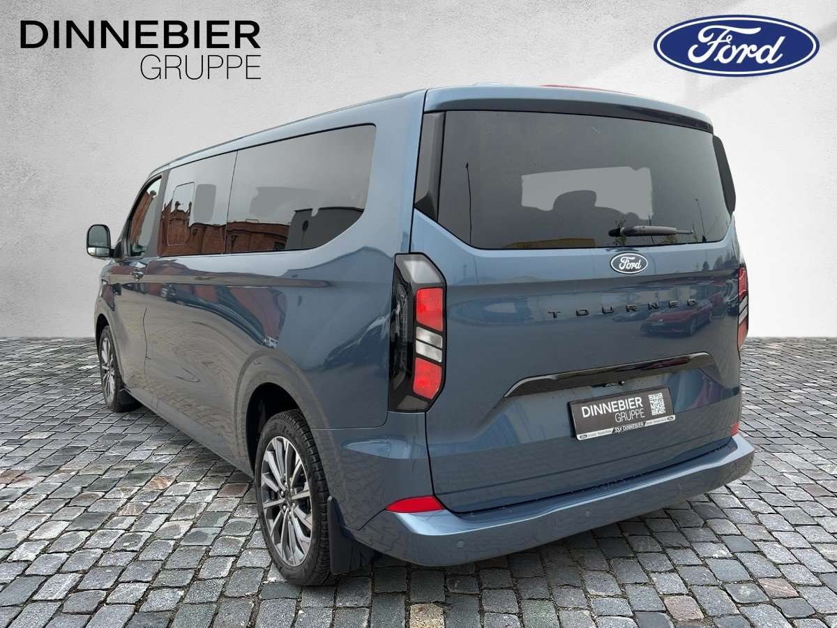 Fahrzeugbild eines Ford Tourneo Custom