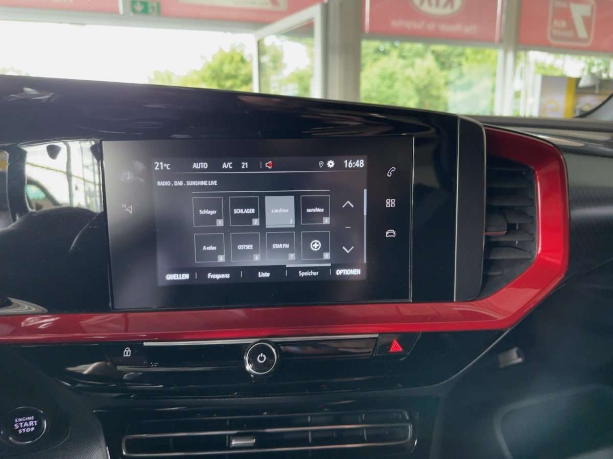Fahrzeugbild eines Opel Mokka Electric