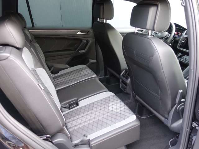 Fahrzeugbild eines Volkswagen Tiguan Allspace