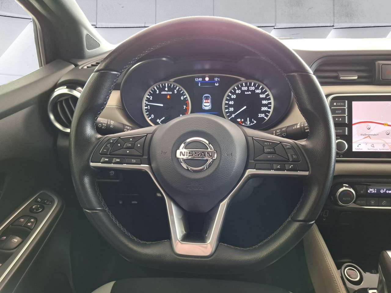 Fahrzeugbild eines Nissan Micra