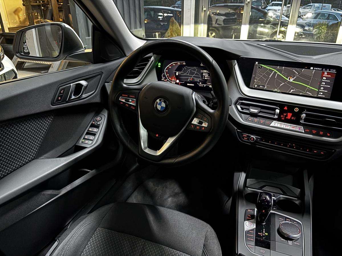 Fahrzeugbild eines BMW 2er-Reihe