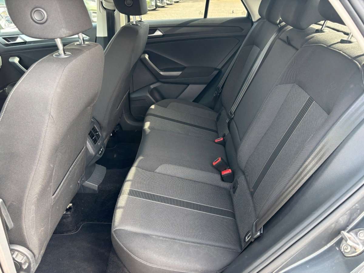 Fahrzeugbild eines Volkswagen T-Roc