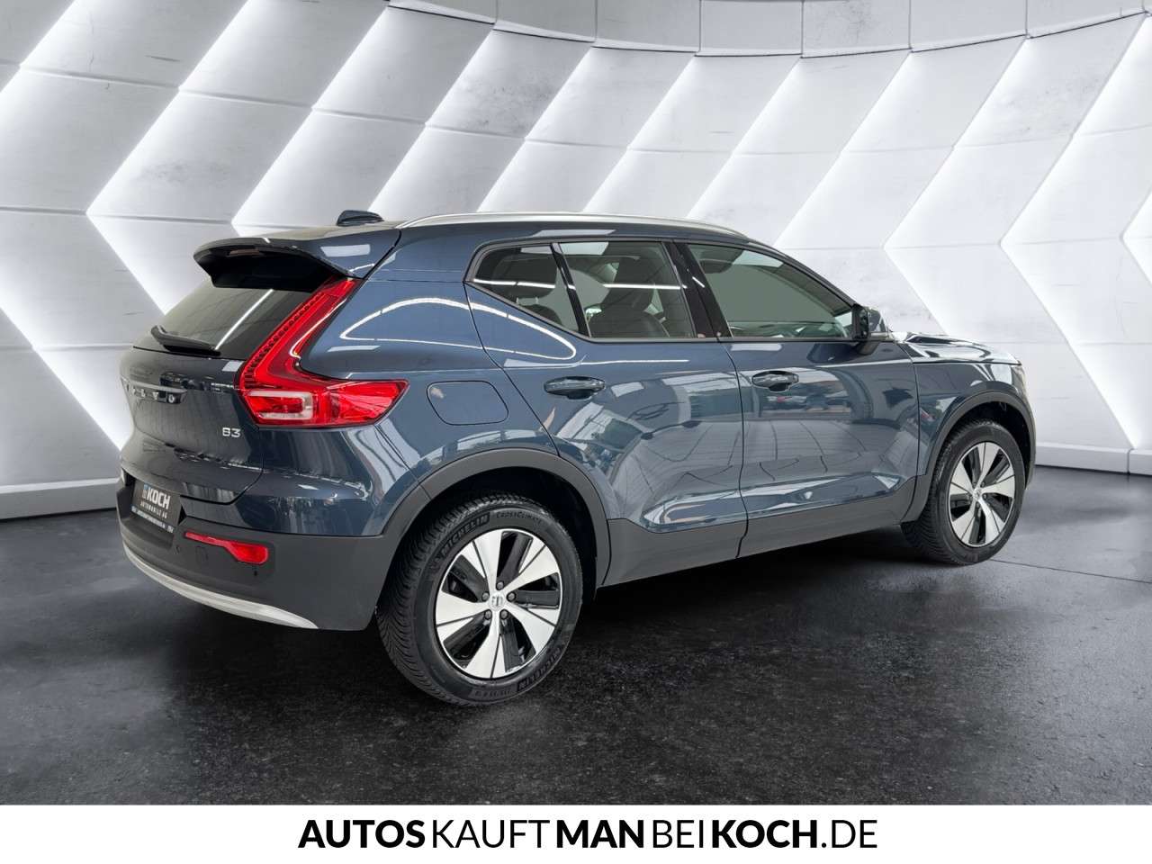 Fahrzeugbild eines Volvo XC40