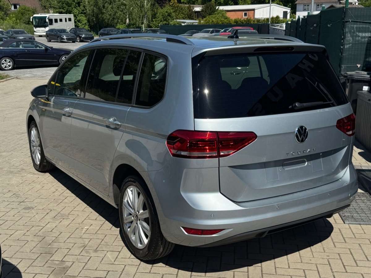 Fahrzeugbild eines Volkswagen Touran