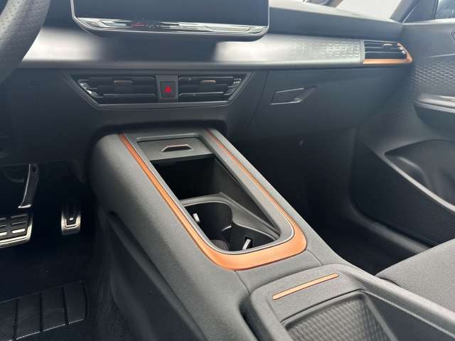 Fahrzeugbild eines CUPRA Born