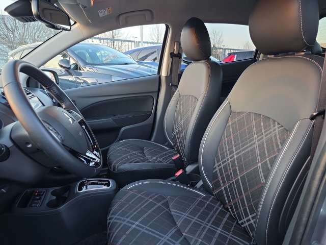 Fahrzeugbild eines Mitsubishi Space Star