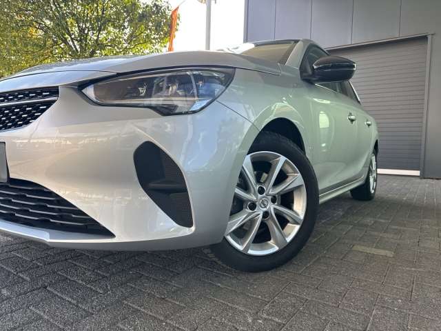 Fahrzeugbild eines Opel Corsa