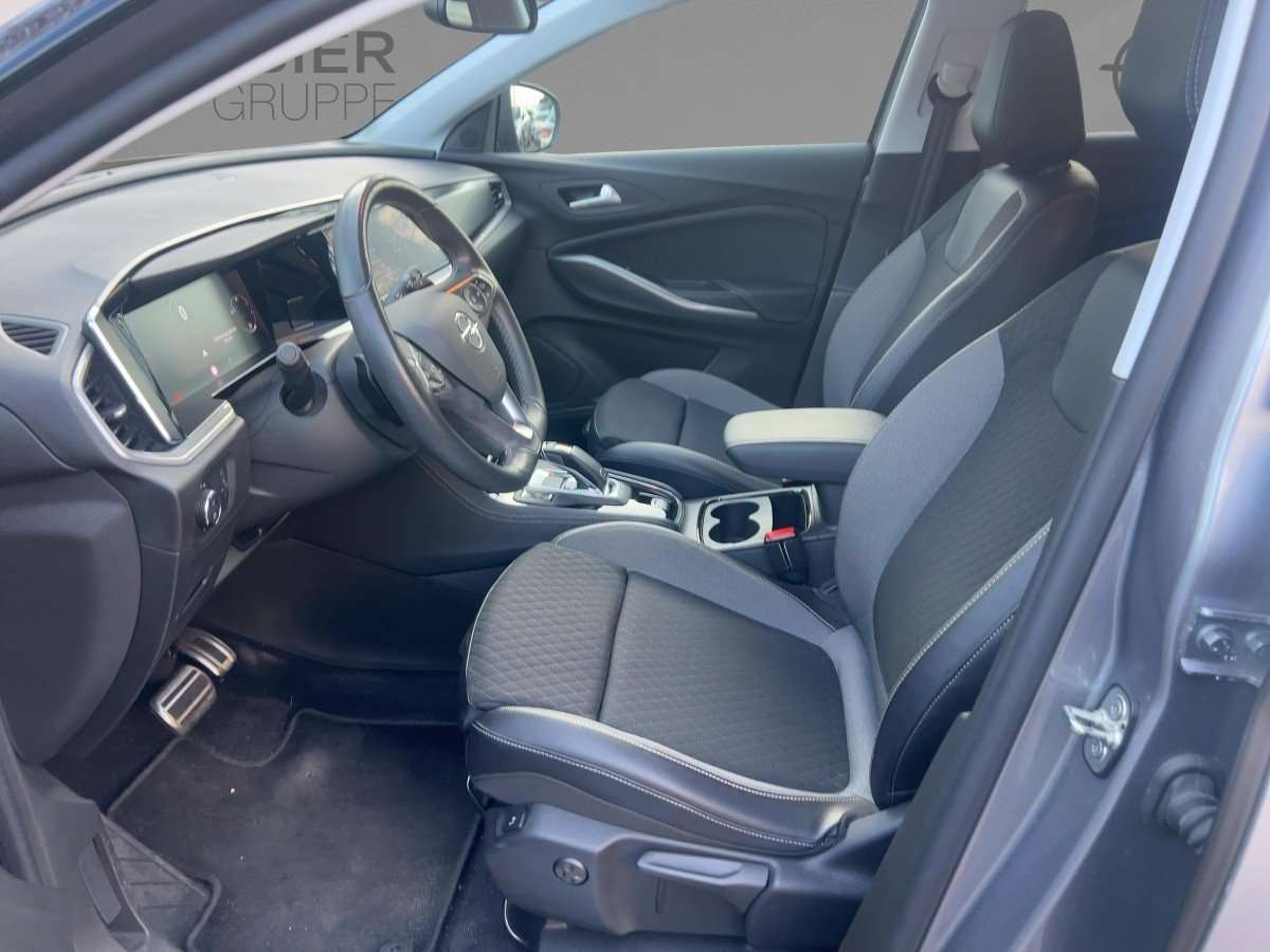 Fahrzeugbild eines Opel Grandland X