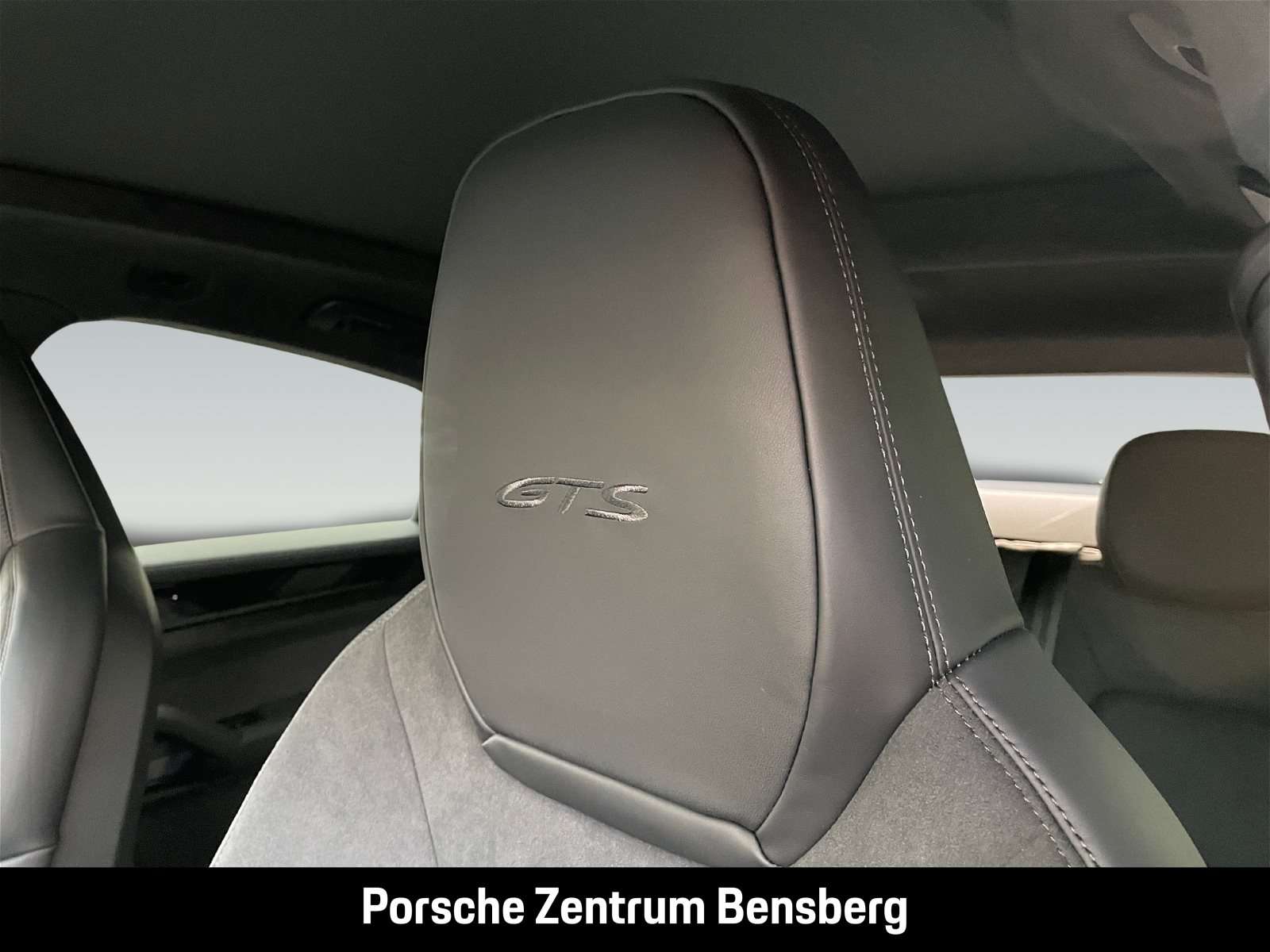 Fahrzeugbild eines Porsche Cayenne
