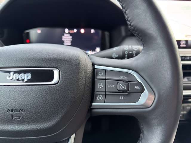 Fahrzeugbild eines Jeep Compass